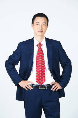 奮勇變革 | 光明乳業(yè)2016年度優(yōu)秀員工風(fēng)采展示——卓越貢獻(xiàn)獎(jiǎng)之安裝、維護(hù)與銷售精英